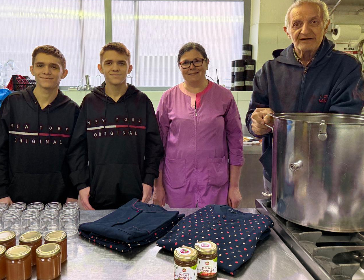 Ragazzi disabili preparano confetture Joinfruit